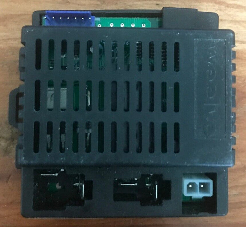 Load image into Gallery viewer, 12V Kids Electric Car Bluetooth 2.4G Receiver and Transmitter for Remote Control
