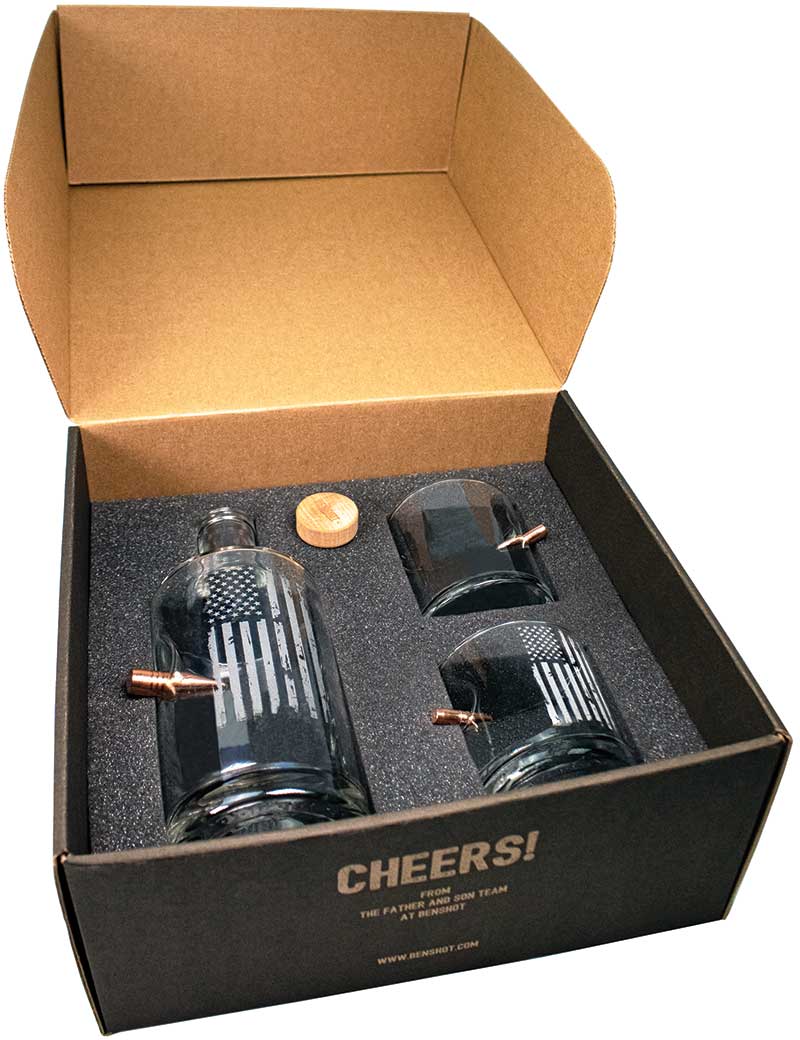 Load image into Gallery viewer, Whiskey Decanter and Rocks Glass Set
