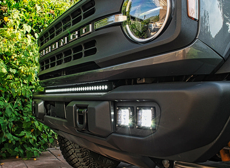 Load image into Gallery viewer, 2021+ Ford Bronco Capable Bumper 40in Light Bar - Slim
