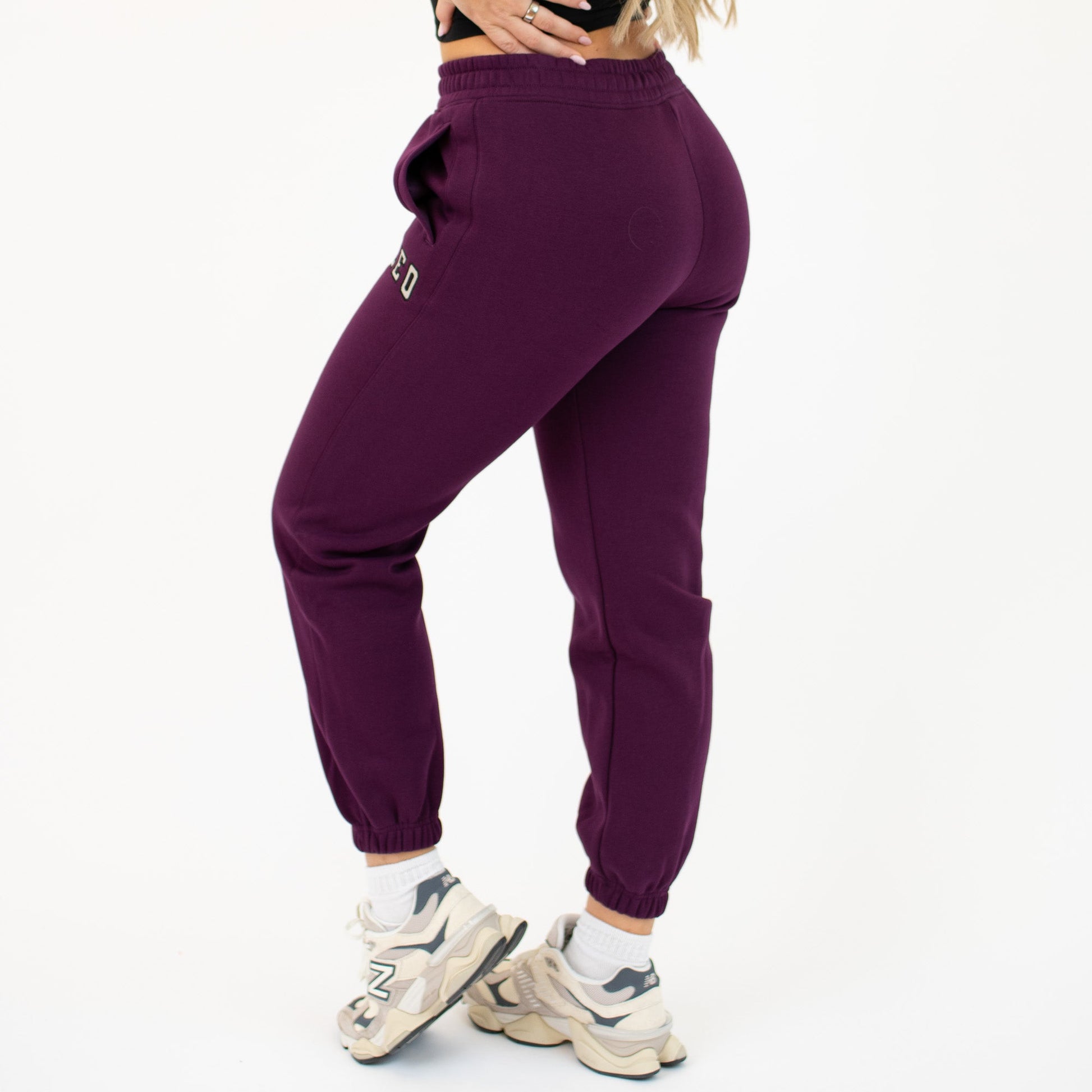 Varsity Affinity Sweatpant - Skoutley Outdoors LLC