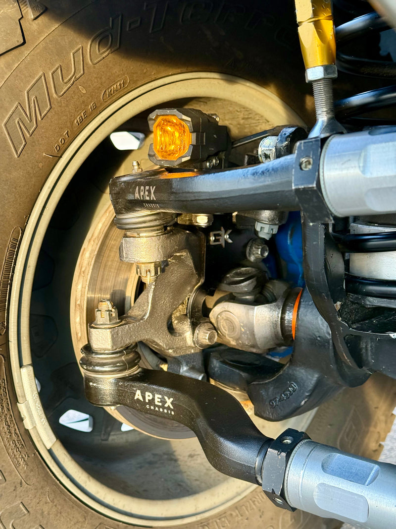 Load image into Gallery viewer, Jeep WJ Grand Cherokee Steerable Knuckle Pod Light Mounts (1999-2004)
