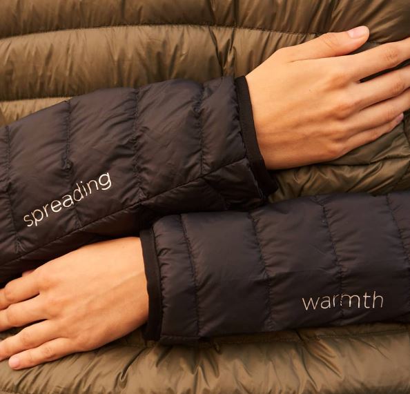 Load image into Gallery viewer, Women's Alpafill Puffer Alpaca Jacket
