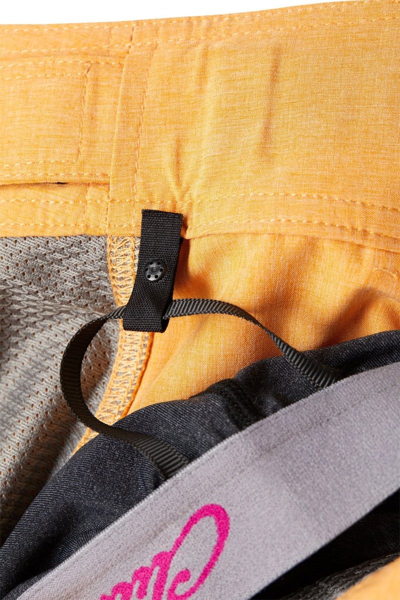 Load image into Gallery viewer, Women's Eden Shorts 7"
