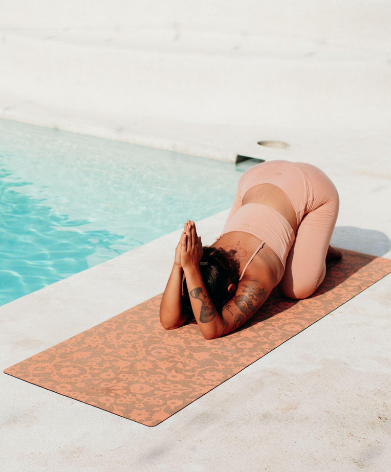 Load image into Gallery viewer, Cork Yoga Mat
