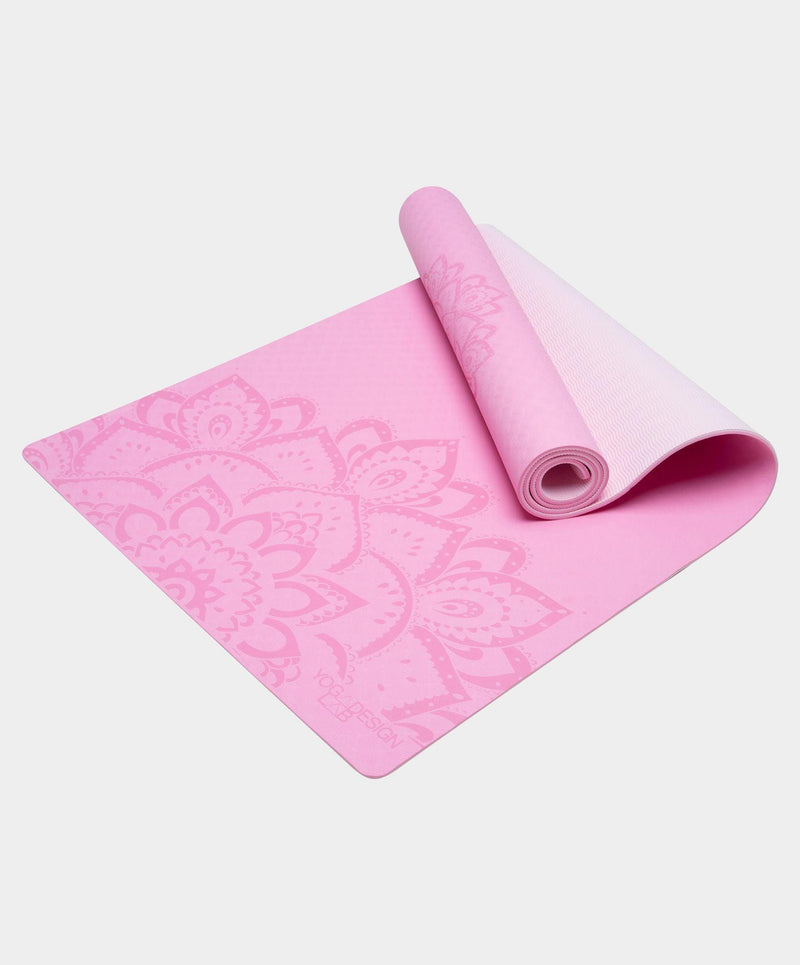 Load image into Gallery viewer, Flow Yoga Mat
