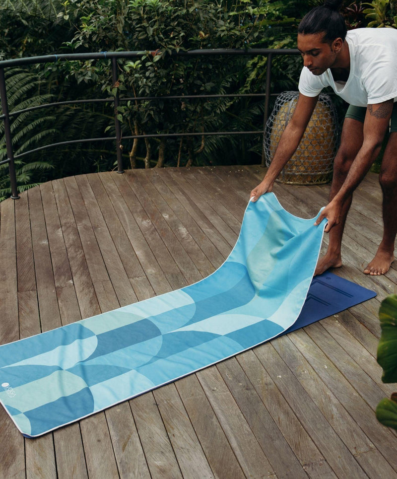 Load image into Gallery viewer, Yoga Mat Towel
