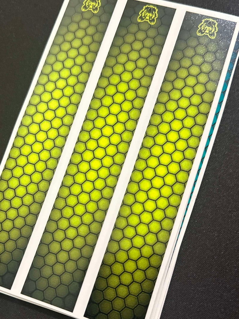 Load image into Gallery viewer, Black Drop Shadow Honeycomb Arrow Wraps
