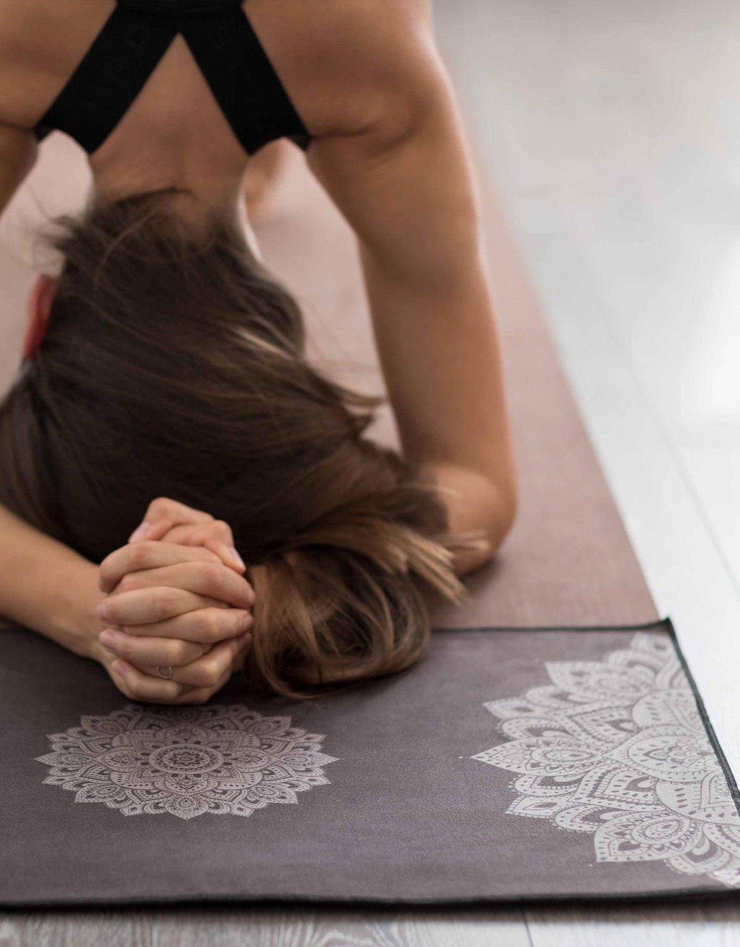 Yoga Hand Towel - Mandala Black