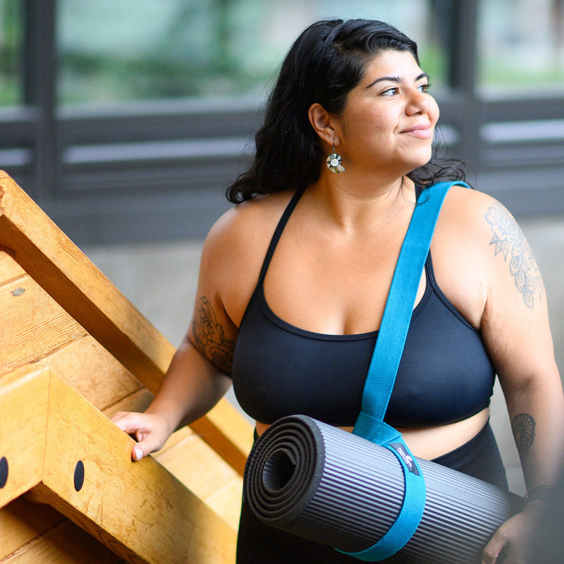 Load image into Gallery viewer, Strap Sling Yoga Mat Carrier
