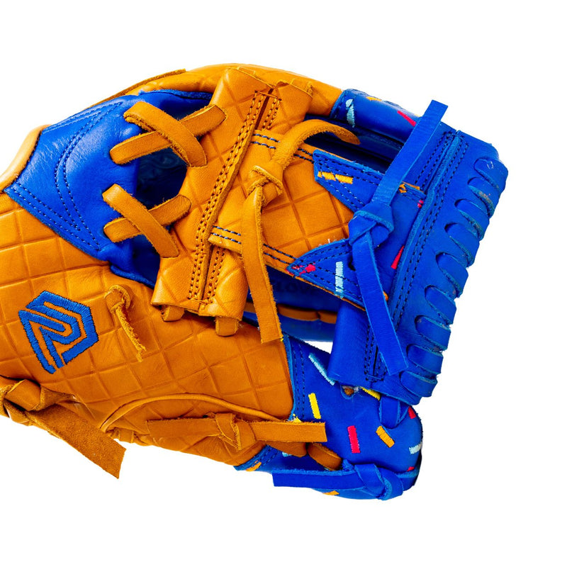 Load image into Gallery viewer, Youth Ball Glove - Ice Cream glove (Blue Razberry)
